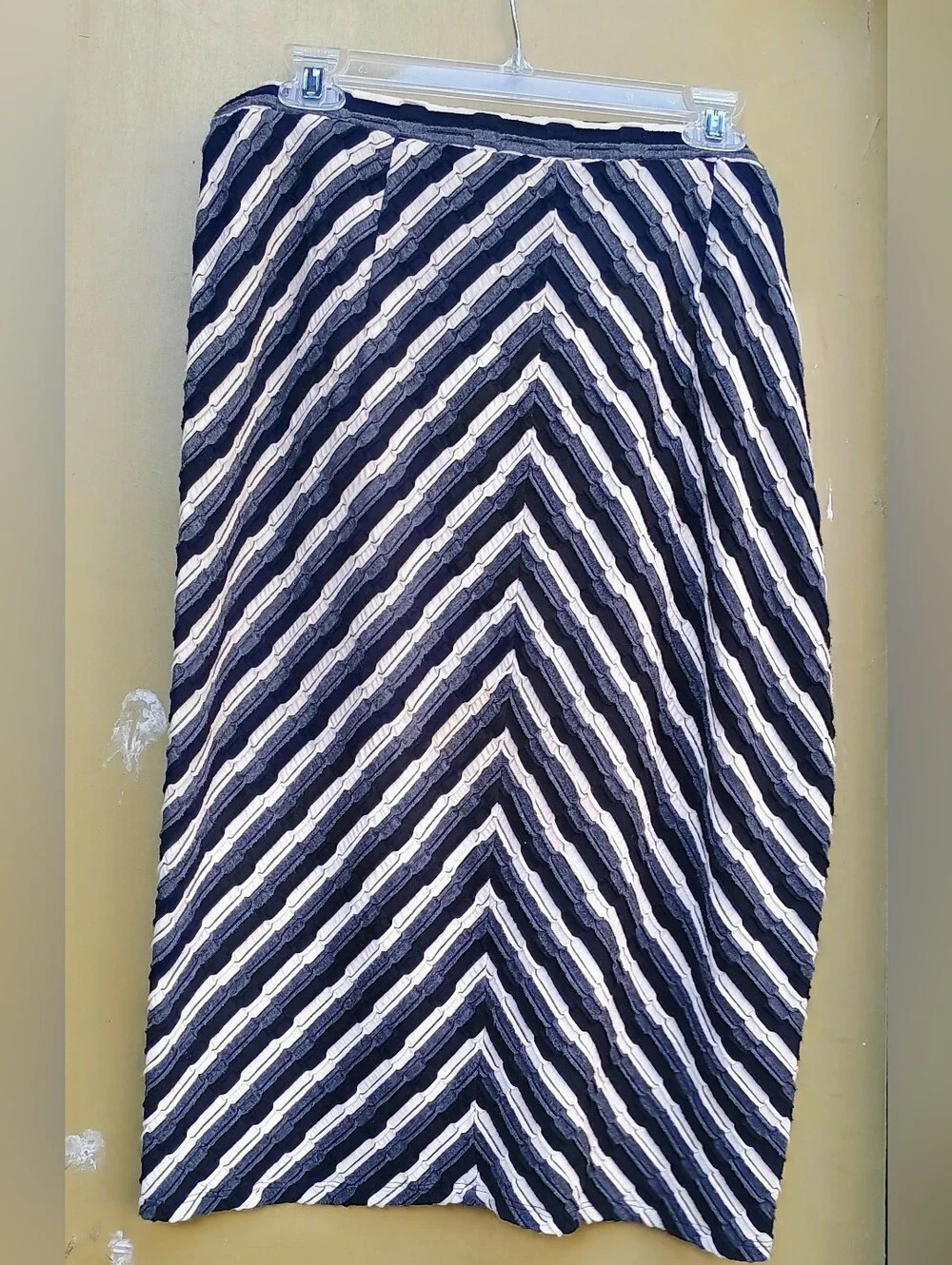 jennie & marlis Skirt XL Black Grey Stripe